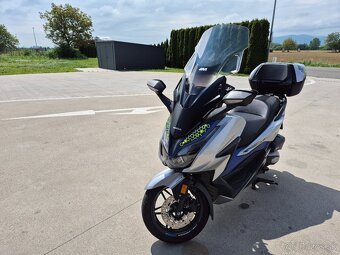 Honda Forza 125 Top box - 3