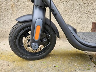 Segway Ninebot Kickscooter F2 - 3