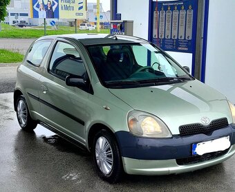 Yaris - 3