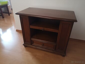 Televízny stolík - 3