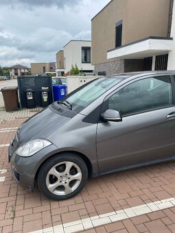 Mercedes Benz A - 3