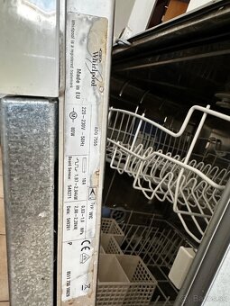 Umývačka riadu Whirlpool ADG 7555 - 3
