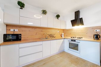 Ponúkam elegantný 3 izbový byt na sídlisku Dargovských hrdin - 3