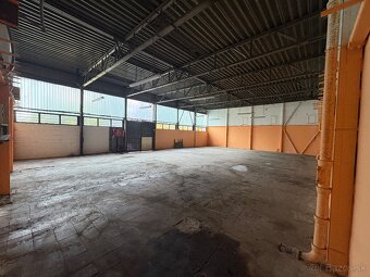 Garáž/skladové priestory 220m2 - 3