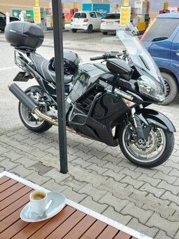 Kawasaki GT-R 1400 - 3