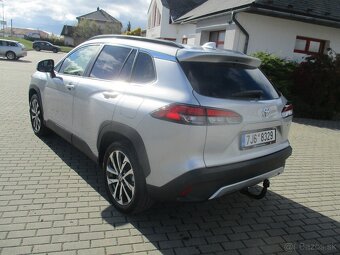 TOYOTA COROLLA CROSS AC STYLE TECH 2,0 HEV 4x4 DPH - 3