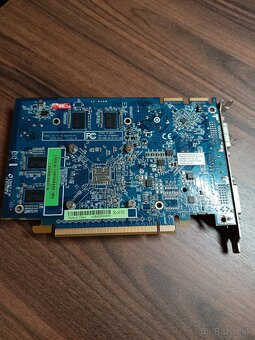 Sapphire HD4670 - 1 GB - 3