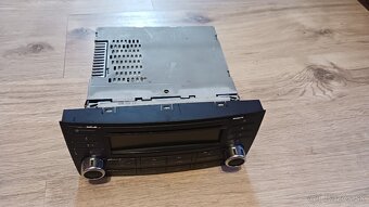 Rádio WV Touareg - 3