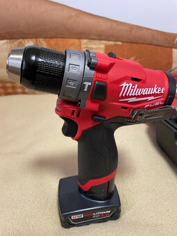 Milwaukee 12 V -NOVE s priklepom - 3