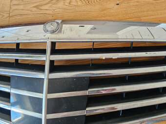 >>>>MERCEDES S -klasse w221 gril - maska - predna - FACELIFT - 3