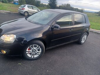 Volkswagen Golf 5 - 3