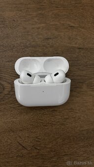 Apple iPhone 16 Pro Max + AirPods Pro 2 - 3