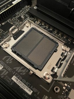 Predám ASUS ROG STRIX B650E-I GAMING WIFI - 3