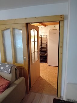 Predám posuvné dvere 80 drevenné masív - 3