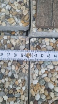 Betónové platne 40×30 cm, kamienkové – 330 ks - 3