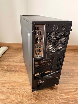 Intel i5-6600 3.3GHz, 32GB RAM, GTX 1050Ti, 256GB SSD+1TB - 3