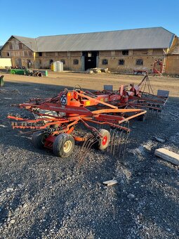 Zhrňovač KUHN GA 6002 - 3