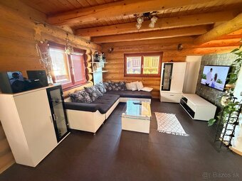 sedacka a cela obyvackova zostava - 3