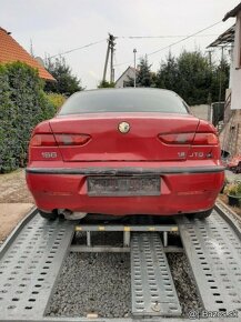 Predám bočné dvere a zadné svetlá na alfa Romeo 147 pred fac - 3