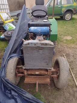 Predám traktor - 3