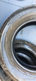 Predam letne pneu 3x 235/65R17 Bridgestone - 3