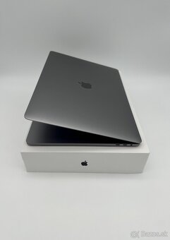 MacBook Pro 15" 2019 CTO Space Gray s Touchbarom KOMPLET - 3