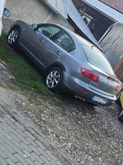 Mazda 3 - 3