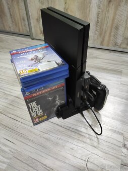 Playstation 4 - 3