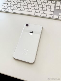 Apple iPhone XR 64GB biely - TOP STAV - 3