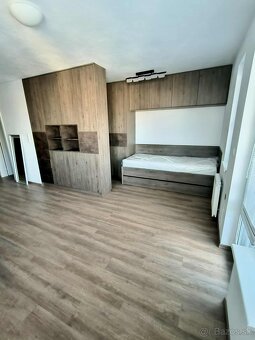 Neobývaný 1 izbový byt s balkónom a pivnicou - 3