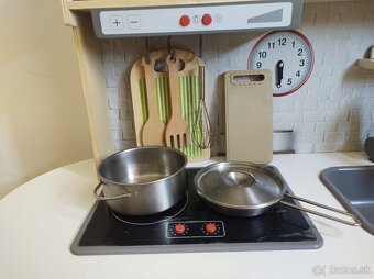 Drevená detská kuchynka s príslušenstvom - 3