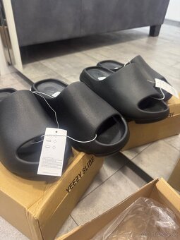Yeezy slide šľapky - 3