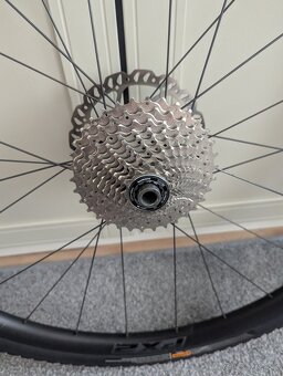 Predam Gravel kolesa Giant PX2 622x25 Tubeless - 3