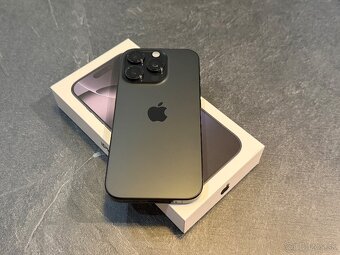  APPLE iPhone 16 PRO 256GB čierný titán - 3