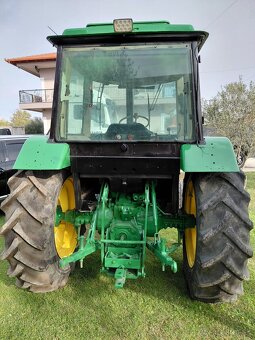 John Deere 2140 - 3