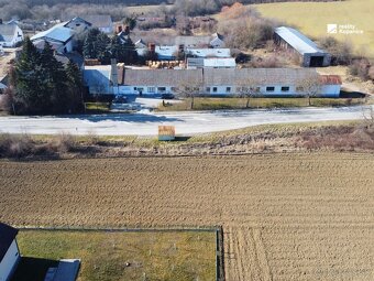 Na predaj komerčný pozemok v obci Hrašné - 3