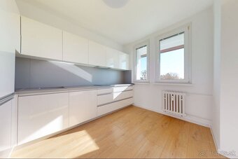 PRAVE DOKONČENÝ. slnečný 3 izb. byt s veľkou loggiou po nove - 3