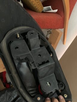 BMW E60 zadné svetlá pred FL - 3