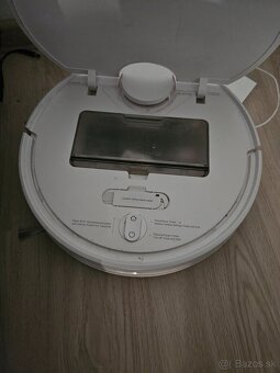 Roboticky vysavac s mopom - 3