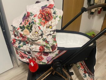 Kočiar Cybex spring blossom - 3