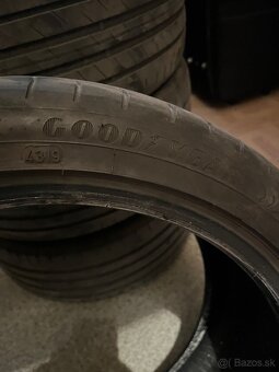 Pneu 225/40 R18 - 3