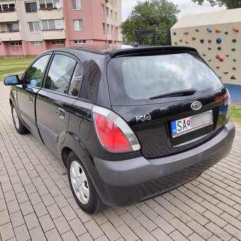Auto Kia RIO 1.4 benzín 2008r. - 3