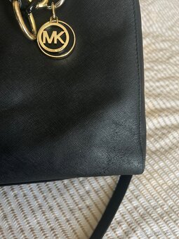 Cierna kabelka michael kors - 3