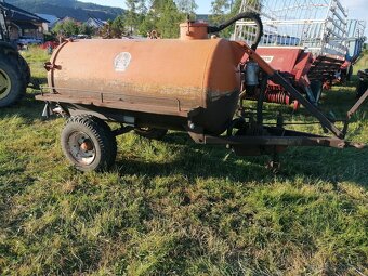 Predám fekal 2200l - 3