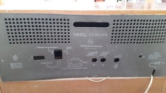 Rádio +gramofón TESLA - 3