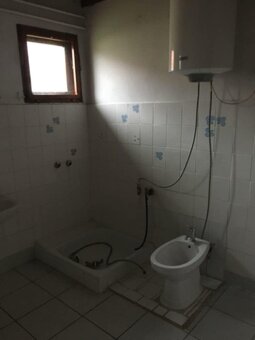 Ponúkam na predaj 4-izbový dom s veľkým pozemkom v Maďarsku - 3