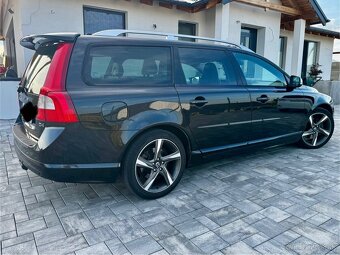 Volvo V70 R-Design - 3