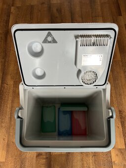 Autochladnička Sencor 20l 230V/12V - 3