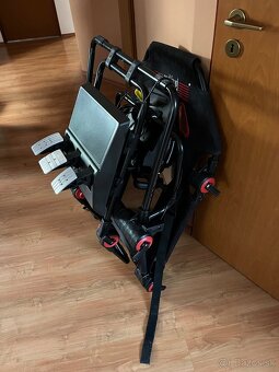 Thrustmaster T300rs + playseat F-GT lite - 3