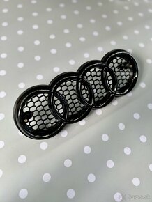 Držiak AUDI znaku do RS masky - 3